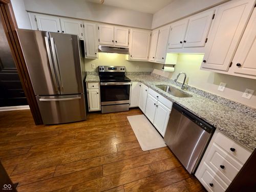 9746 Revere Way, Indianapolis, IN, 46250-3101 | Card Image