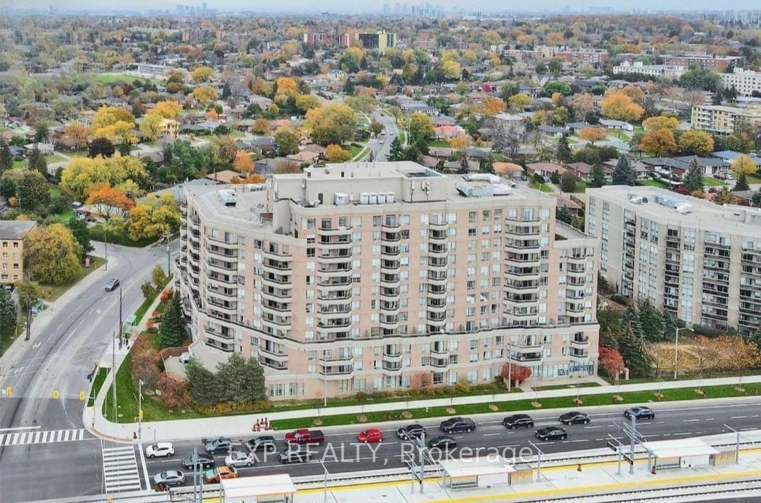 Residential in Toronto C13 4