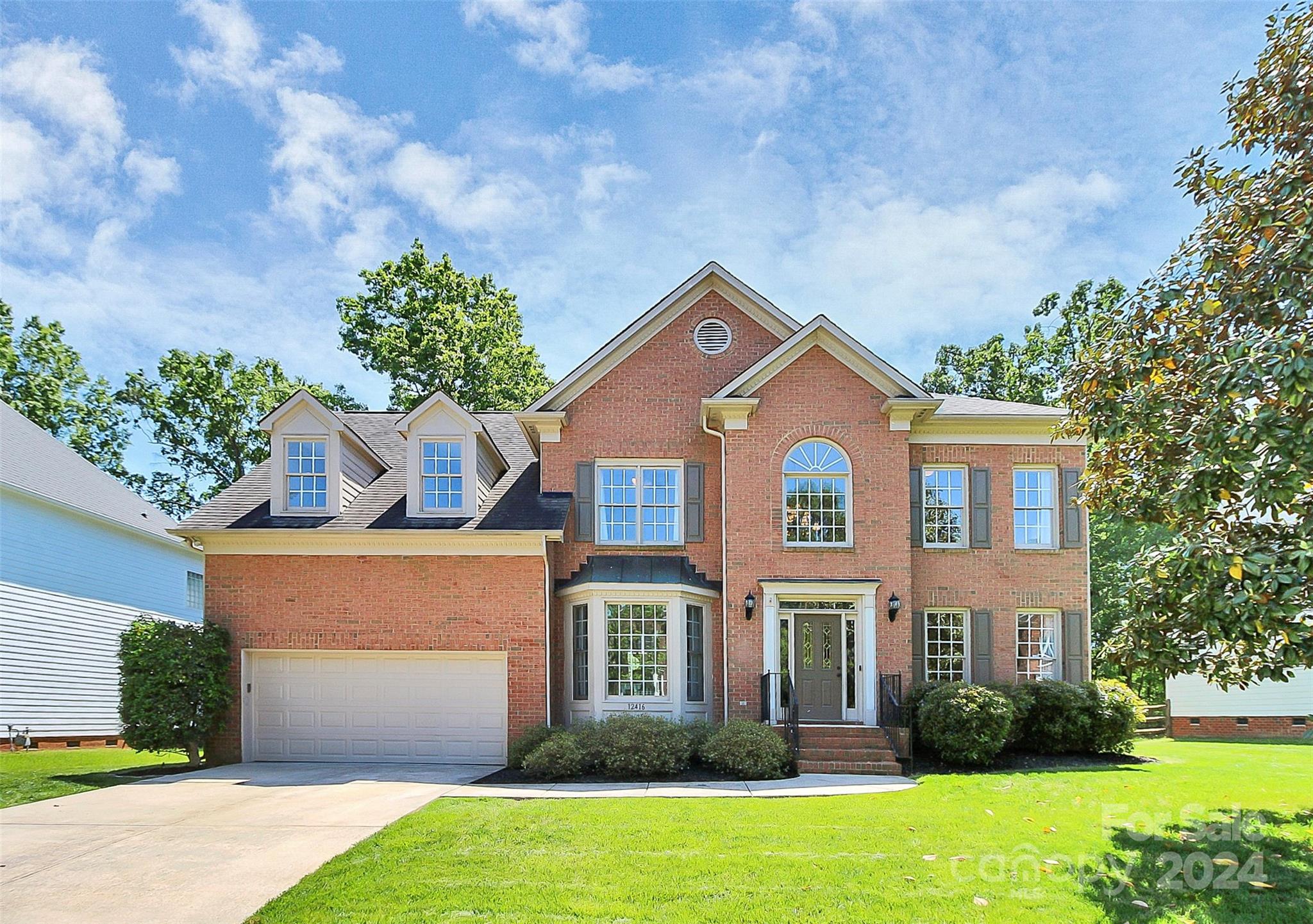 Sylvan Oak Way, Charlotte, NC 28273