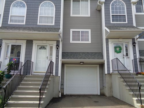 unit-2203-560 Silver Sands Rd, East Haven, CT, 06512-4679 | Card Image