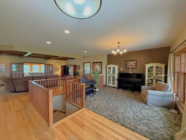 17216 County Road 5 Nw, House other with 5 bedrooms, 4 bathrooms and null parking in New London MN | Image 13