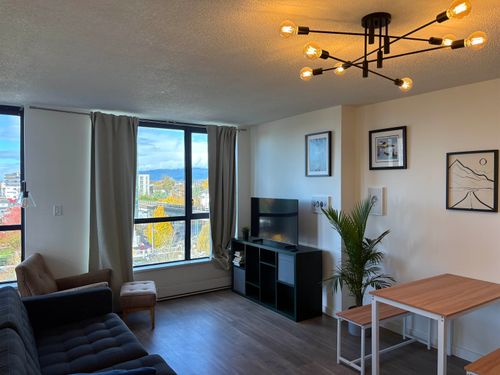 3438 Vanness Ave, Vancouver, BC, V5R6E7 | Card Image