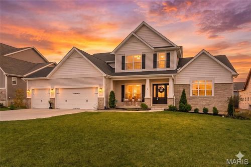 3 Warchol Ct, O Fallon, MO, 63368-3580 | Card Image