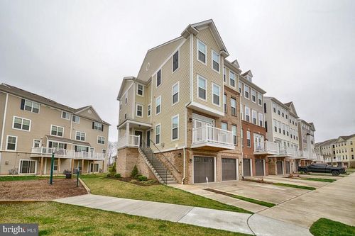 24668 Caribou Sq, ALDIE, VA, 20105-5709 | Card Image