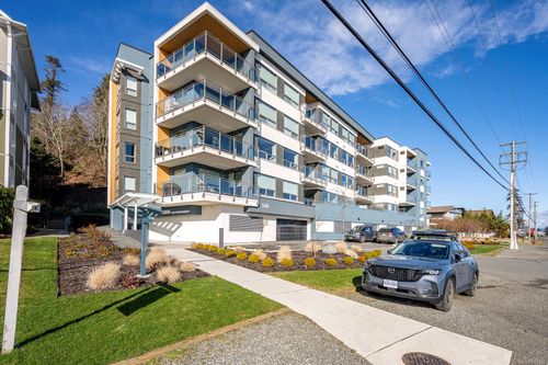 301-536 Island Hwy, Campbell River, BC, V9W1A5 | Card Image