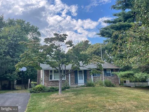 24320 Log House Rd, GAITHERSBURG, MD, 20882-3919 | Card Image
