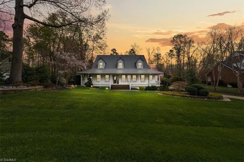 3805 Waldenbrook Rd, Greensboro, NC, 27407-7702 | Card Image
