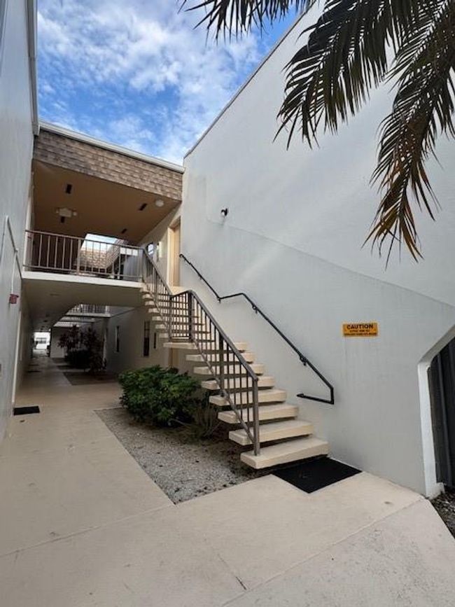 APT-114 - 8277 Sw 128 Th St, Condo with 3 bedrooms, 2 bathrooms and null parking in Pinecrest FL | Image 8