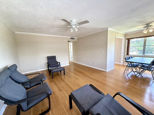 73 Hastings E, West Palm Beach, FL, 33417-1208 | Card Image