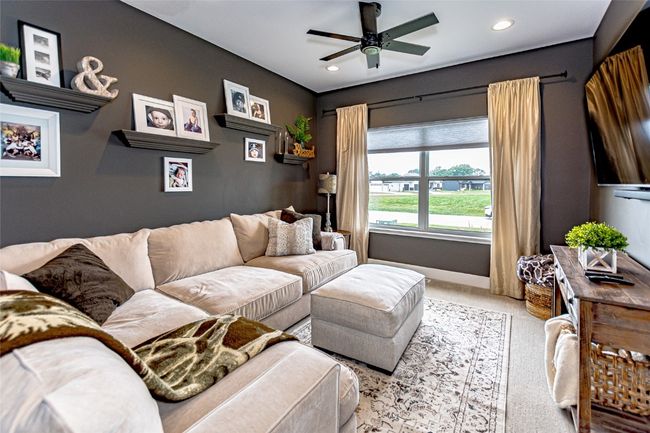 608 Pointer Cir, House other with 5 bedrooms, 3 bathrooms and null parking in Center Point IA | Image 15