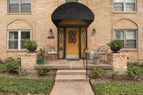 apt-c-5811 Sandhurst Ln, Dallas, TX, 75206-4909 | Card Image