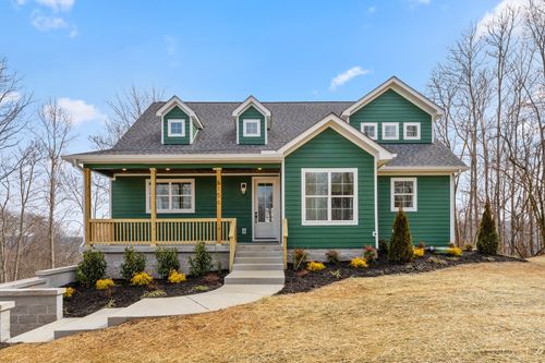 5156 Coconut Ridge Rd, Smithville, TN, 37166-2951 | Card Image