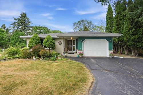 3444 E County Line Road, Oak Creek, WI, 53154 | Card Image