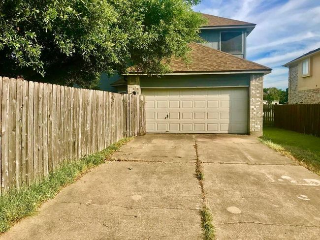 garage | Image 26