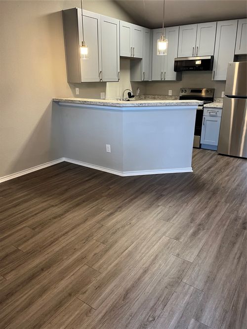 apt-528-6108 Abrams Rd, Dallas, TX, 75231-8061 | Card Image