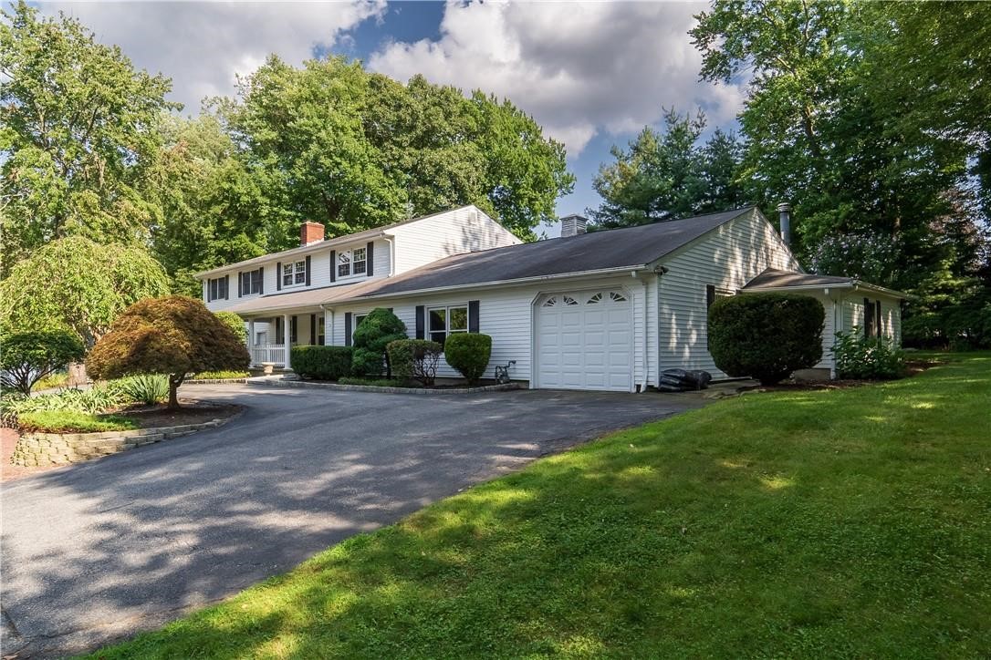 Carriage Dr, Lincoln, RI 02865