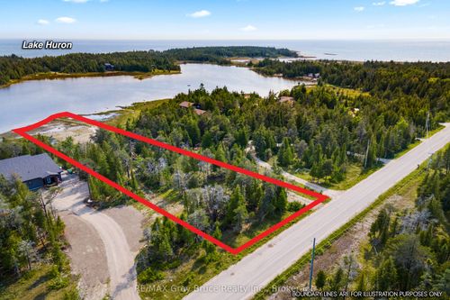 850 Dorcas Bay Rd, Tobermory, ON, N0H2R0 | Card Image