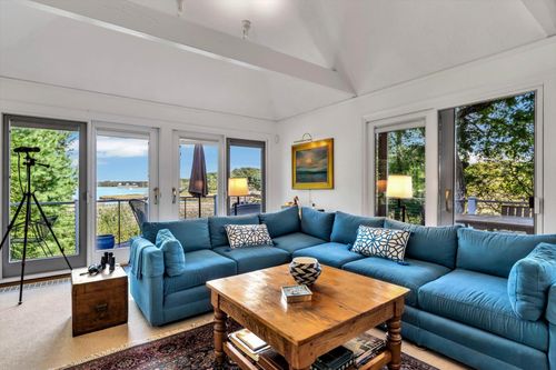 5 Tide Run, Mashpee, MA, 02649-4017 | Card Image