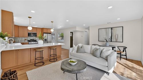 4200 W West Ave, Fullerton, CA, 92833-3456 | Card Image