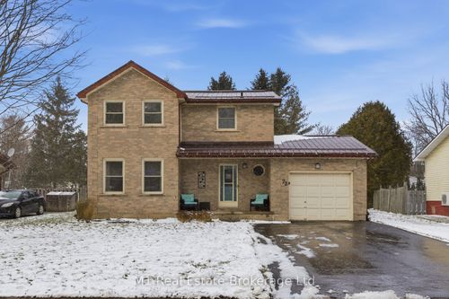 {{alt}} | Card Image