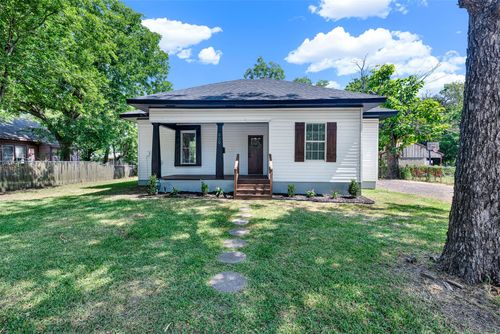 909 E High St, Terrell, TX, 75160-2843 | Card Image