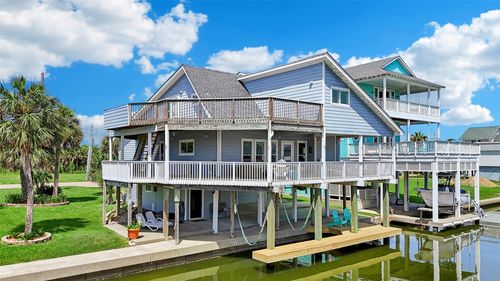 4105 Nueces Dr, Galveston, TX, 77554-1215 | Card Image