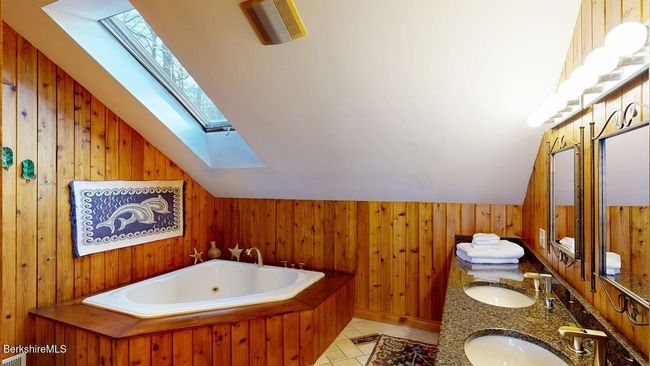 173 King Richard Dr, House other with 3 bedrooms, 2 bathrooms and null parking in Becket MA | Image 23