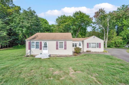 22 Elaine Dr, Broad Brook, CT, 06016-9758 | Card Image