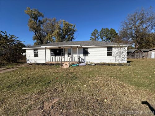 805 E Tejon Ave, Bristow, OK, 74010-4025 | Card Image