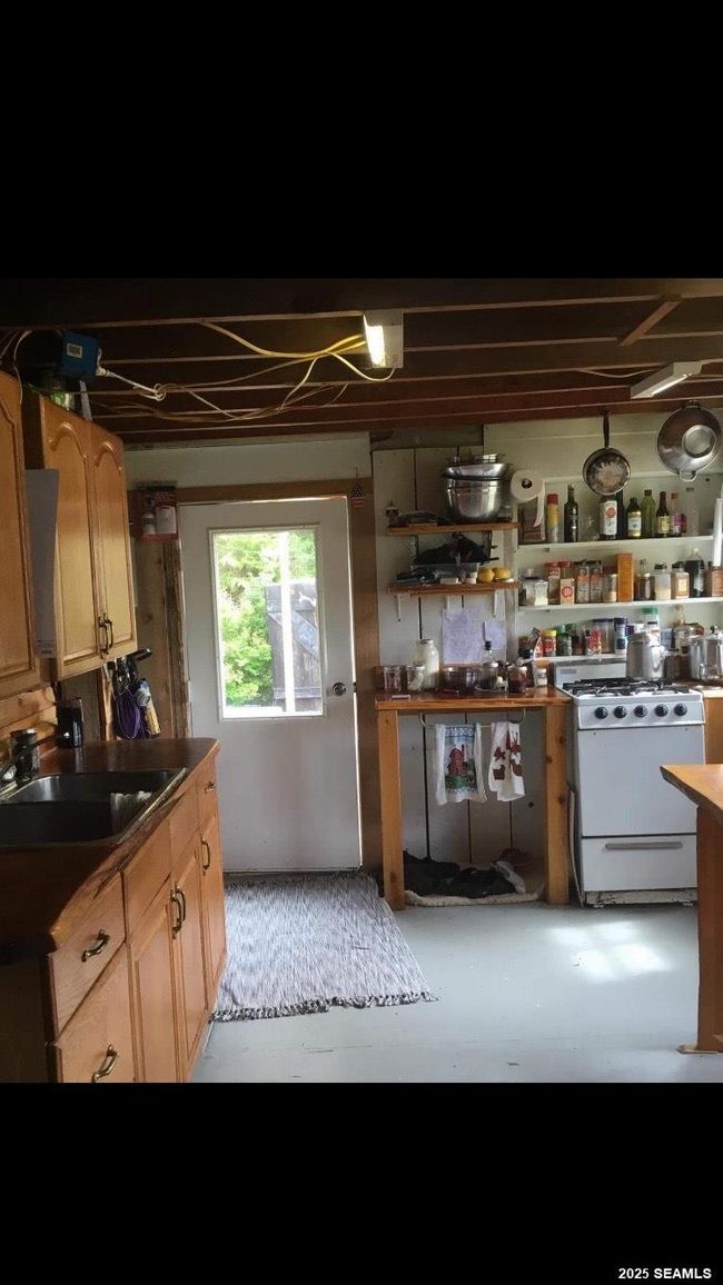 Lot 21 Legal Address Only, House other with 2 bedrooms, 1 bathrooms and null parking in Point Protection AK | Image 9