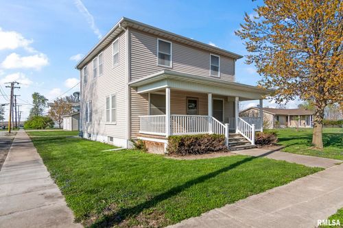 101 E Lester St, Williamsville, IL, 62693-9034 | Card Image