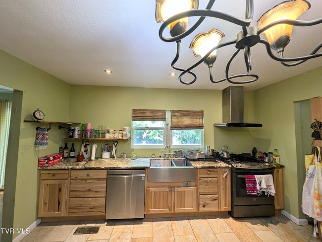 2509 Dc Caney Ridge Rd, House other with 3 bedrooms, 2 bathrooms and null parking in Clintwood VA | Image 47