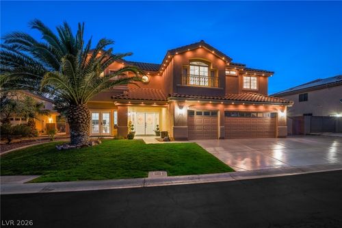453 Mountain Villa Dr, Las Vegas, NV, 89110-4011 | Card Image