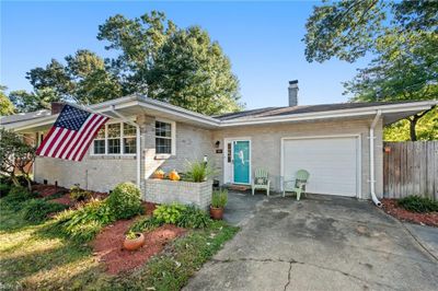 520 Greencastle Lane, House other with 3 bedrooms, 2 bathrooms and null parking in Virginia Beach VA | Image 2