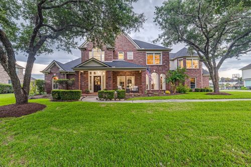 511 Royal Lakes Blvd, Richmond, TX, 77469-9834 | Card Image