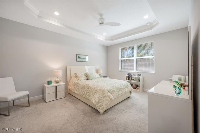 UNIT-1804 - 6953 Avalon Cir, Condo with 2 bedrooms, 2 bathrooms and null parking in NAPLES FL | Image 12