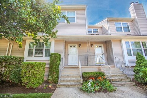 194 Driscoll Ct, Somerset, NJ, 08873-6405 | Card Image