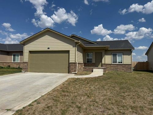 5138 N Toben Dr, Bel Aire, KS, 67226 | Card Image