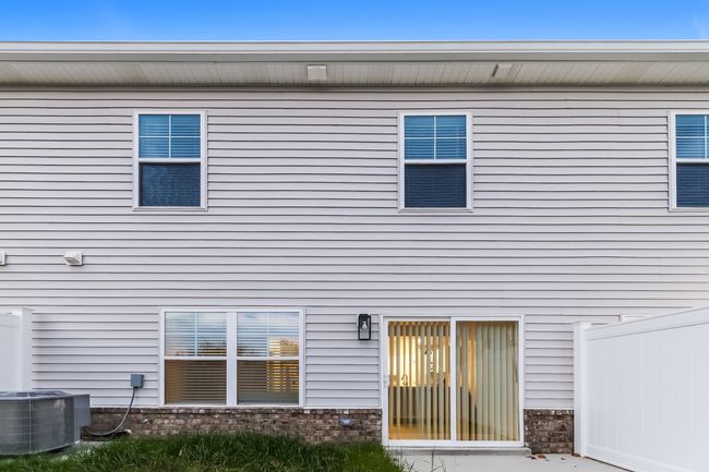 2101 Paddle Wheel Dr, House other with 3 bedrooms, 3 bathrooms and null parking in Jeffersonville IN | Image 17