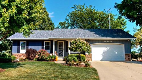 532 N Stevens Ave, Jefferson, WI, 53549-1315 | Card Image