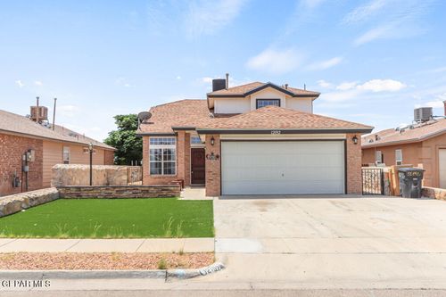 12192 Sun Bridge Pl, El Paso, TX, 79928-8205 | Card Image