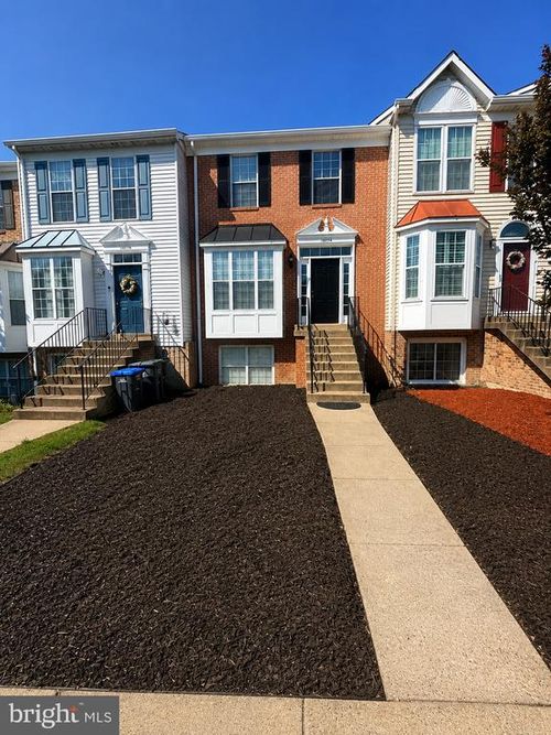 16174 Taconic Cir, DUMFRIES, VA, 22025-1524 | Card Image