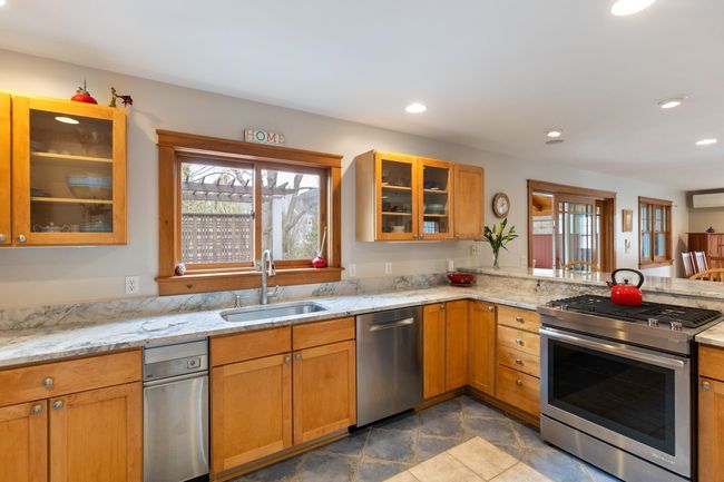 166 Appletree Point Rd, House other with 3 bedrooms, 3 bathrooms and null parking in Burlington VT | Image 24