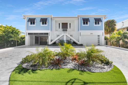 240 14th St, Key Colony Beach, FL, 33051 | Card Image