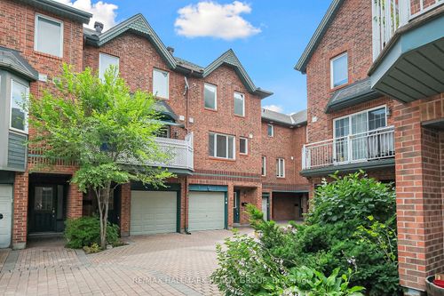 9 Radstock Pvt, Ottawa, ON, K1R5J8 | Card Image