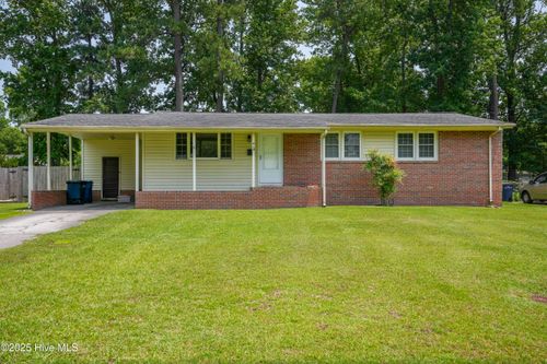 410 Cheyenne Rd, Jacksonville, NC, 28540-6713 | Card Image