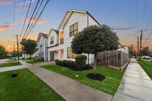 2313 Langston Street, Houston, TX, 77007 | Card Image