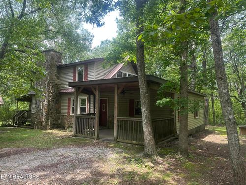1016 Running Deer, Crab Orchard, TN, 37723 | Card Image
