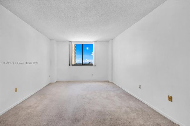 APT-1816 - 540 Brickell Key Dr, Condo with 2 bedrooms, 2 bathrooms and null parking in Miami FL | Image 14