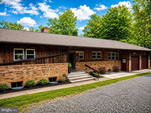 300 Rapids Run, LURAY, VA, 22835-2690 | Card Image